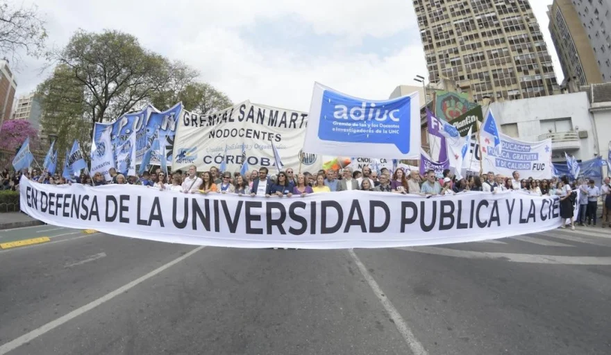 Paro universitario