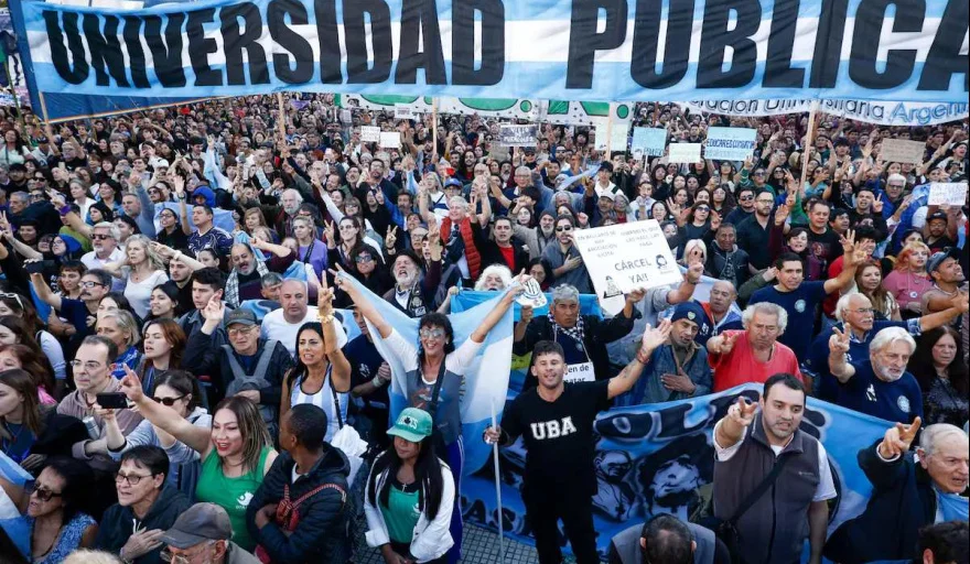 2026-09-18 Marcha Universitaria