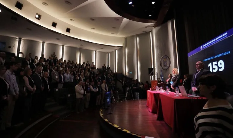 Asamblea UNT